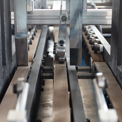 14kw Máquina automática de hoja de sierra para embalaje Tipo de caja Fabricada por profesionales