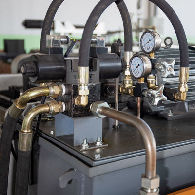 Tipo de embalaje del estuche Máquina de prensado de hojas de aluminio para la fabricación de tecnología de extremo
